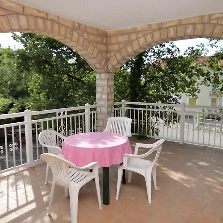 Guest house Apartments And Rooms With Parking Space Njivice, Krk - 5398