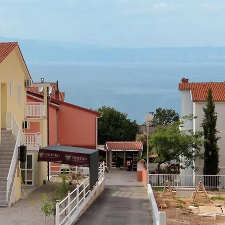 Apartments And Rooms With Parking Space Njivice, Krk - 5398 Njivice
