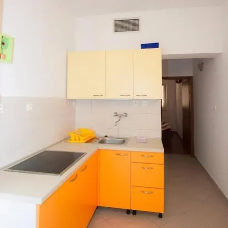 Guest house Apartments And Rooms With Parking Space Njivice, Krk - 5398 Njivice